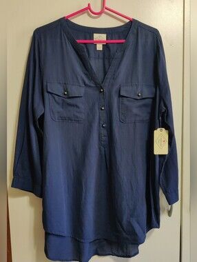 St John's Bay Navy Long-Sleeve V-Neck Tunic Top